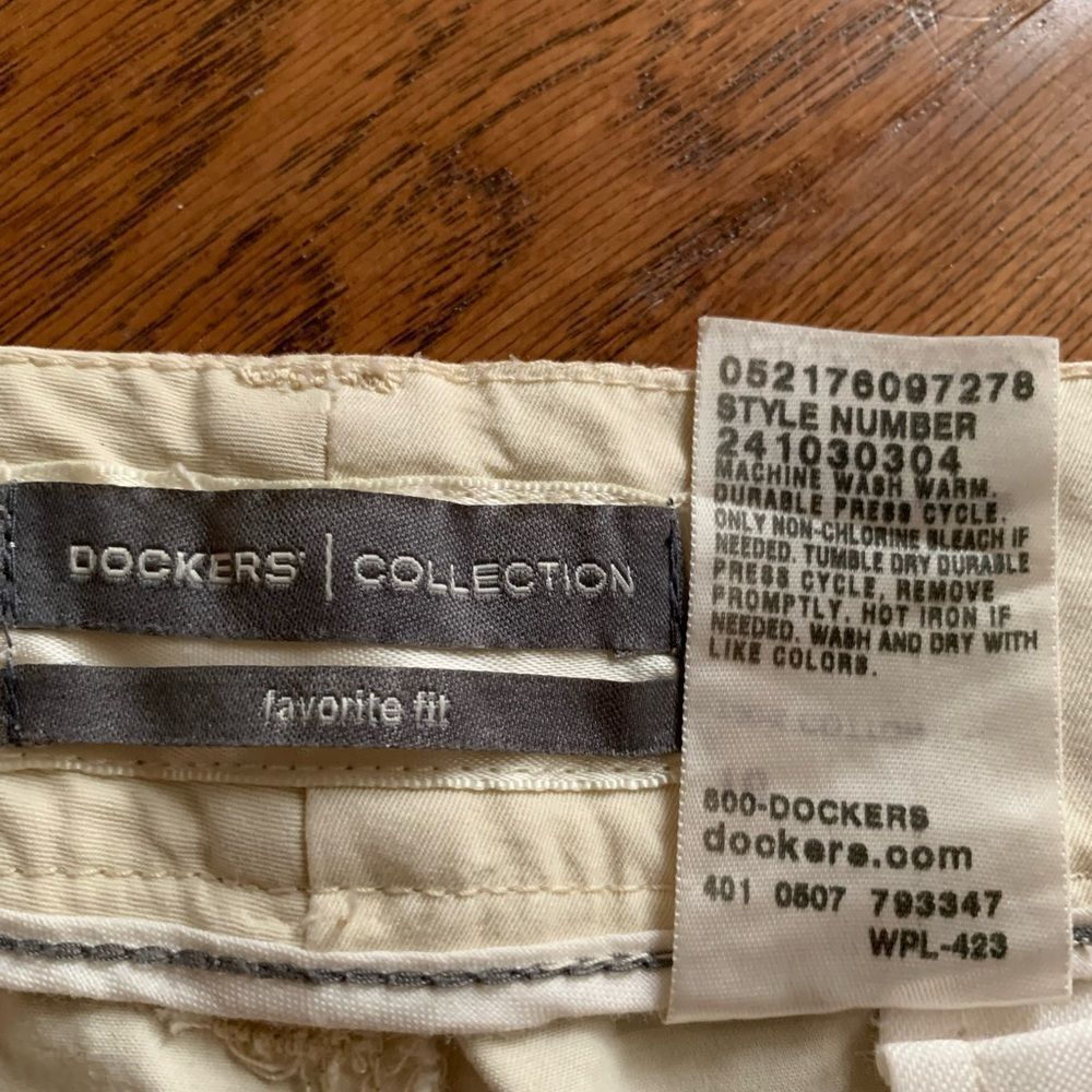 VINTAGE Dockers Collection Khaki Cargo Pants - Picture 5 of 13